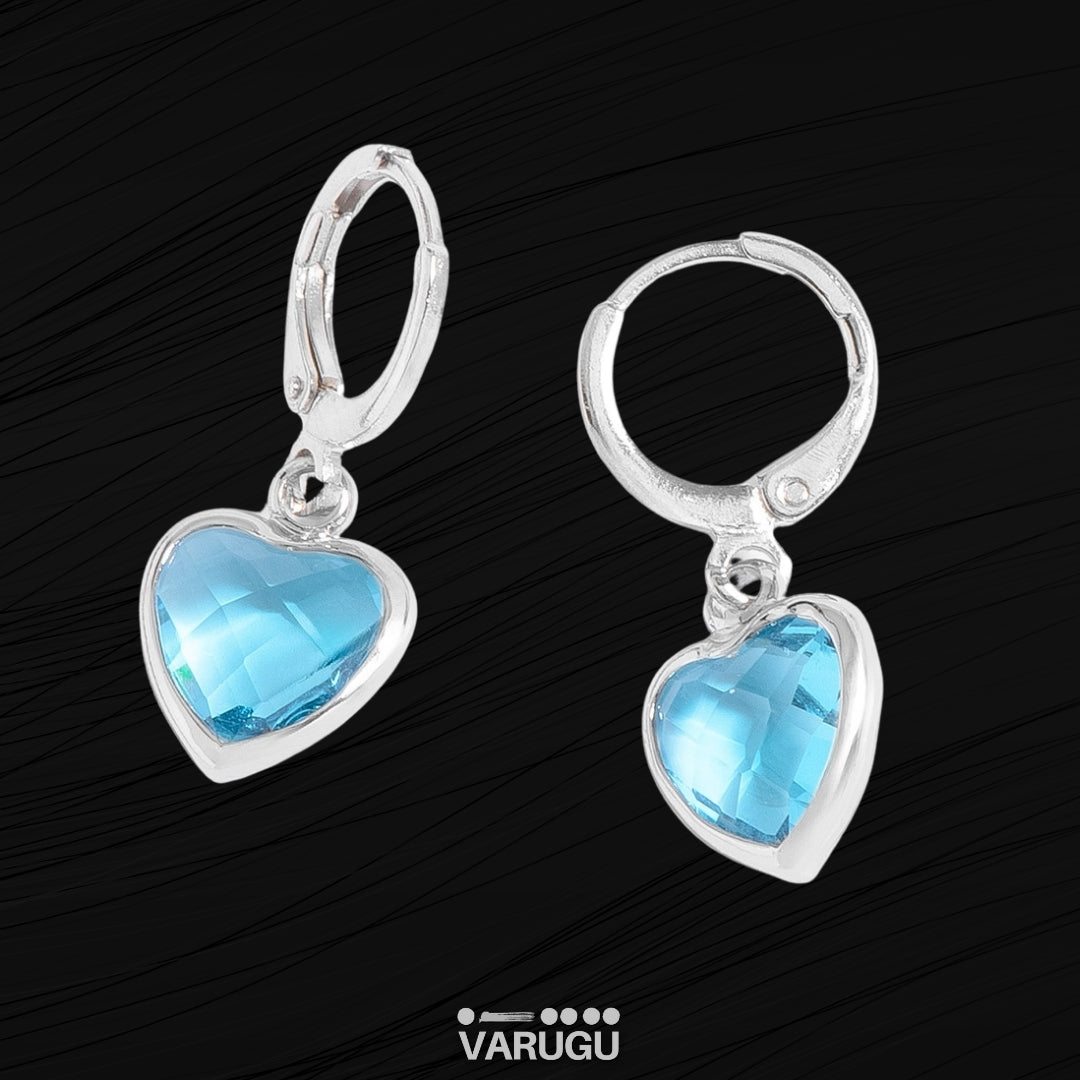 Aretes de corazón con piedra azul