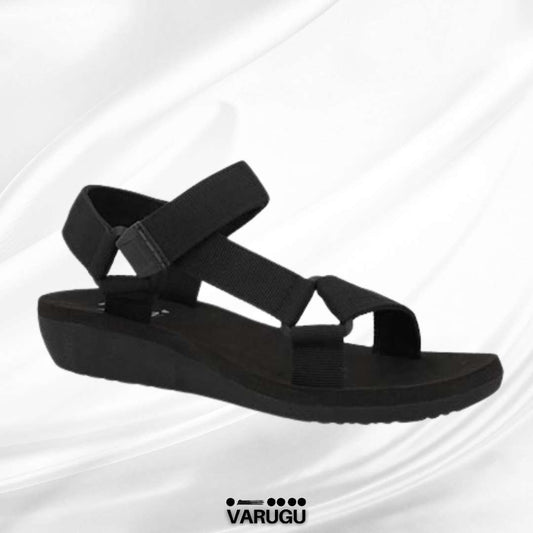 Sandalias negras con cinta ajustable