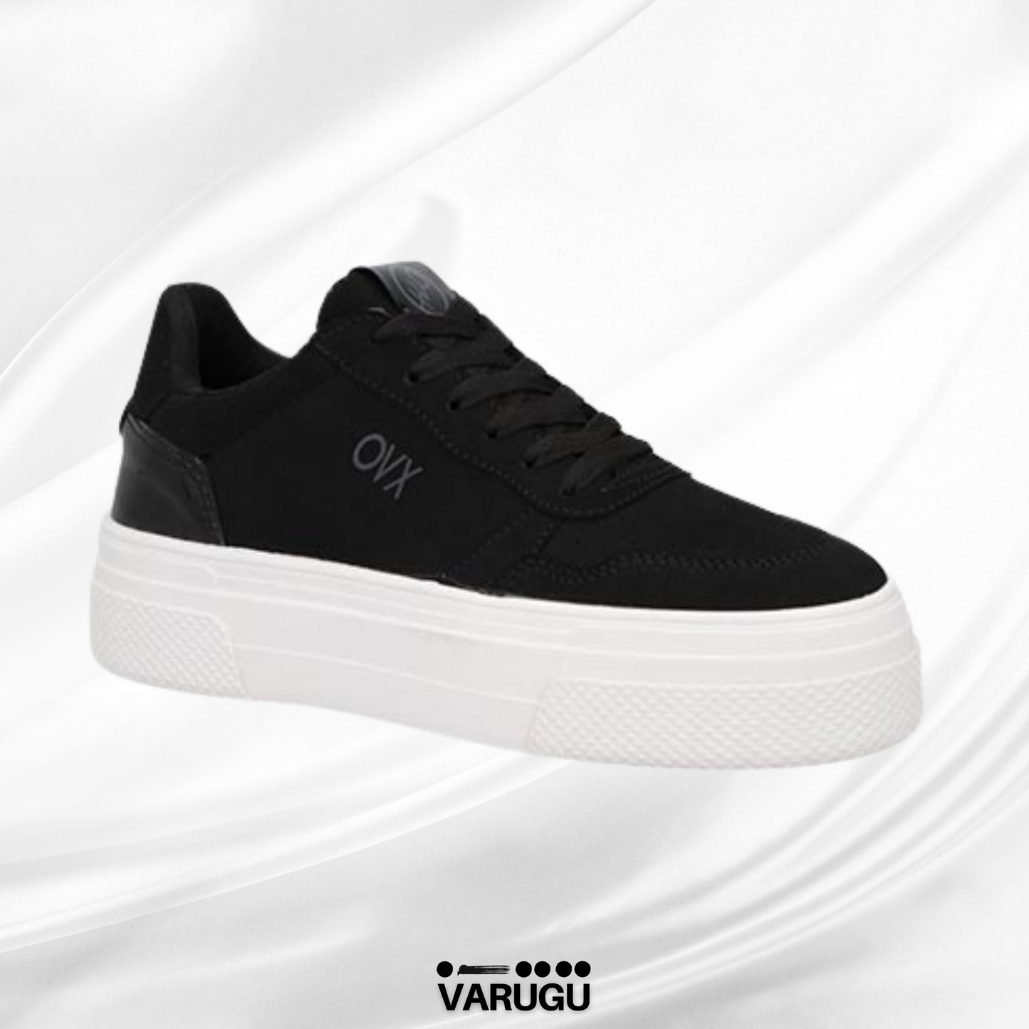 Tenis negros best sale con suela blanca